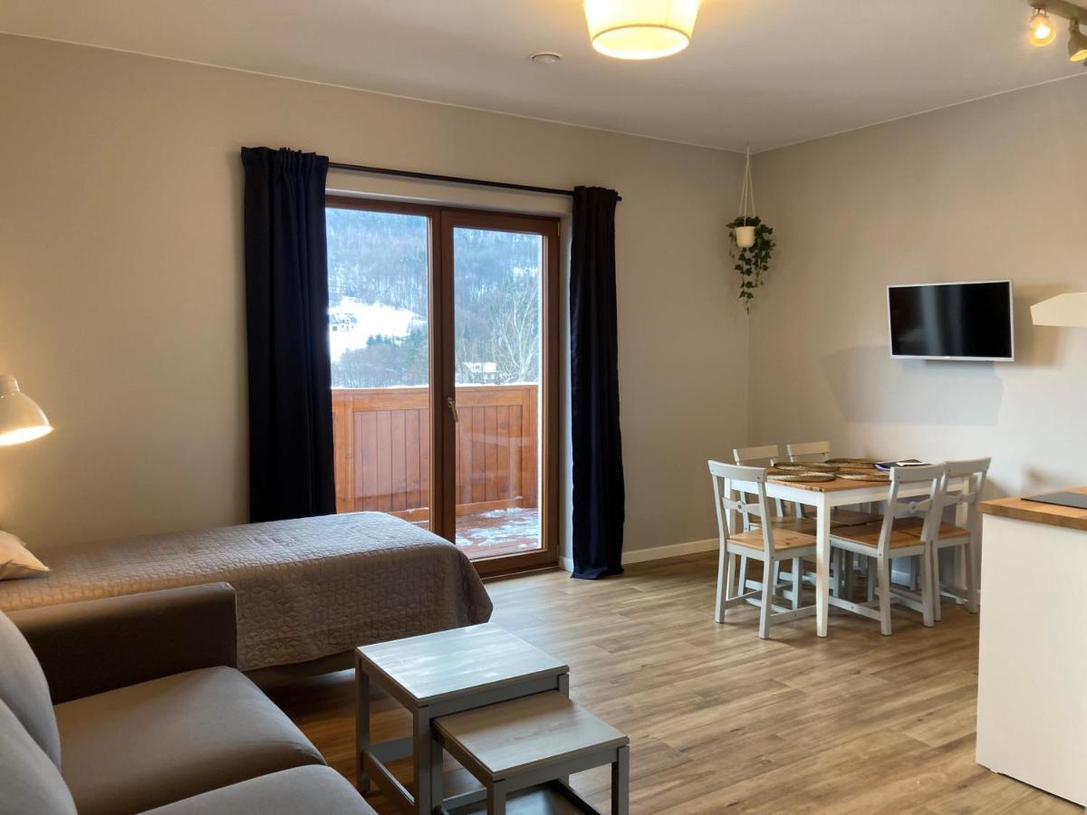 Apartamenty Black Lion Pcim Bagian luar foto